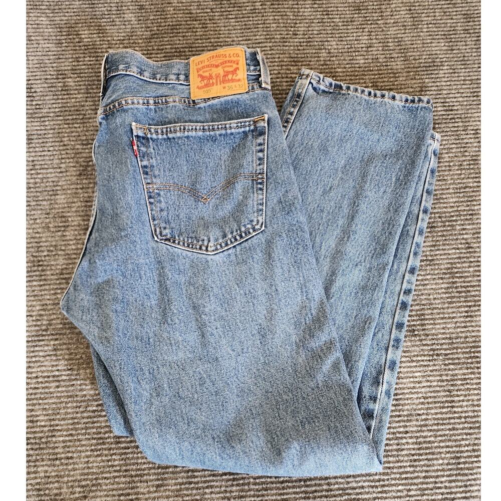 Levis 505 Jeans Mens 36x32 Blue Medium Wash Regular Fit
